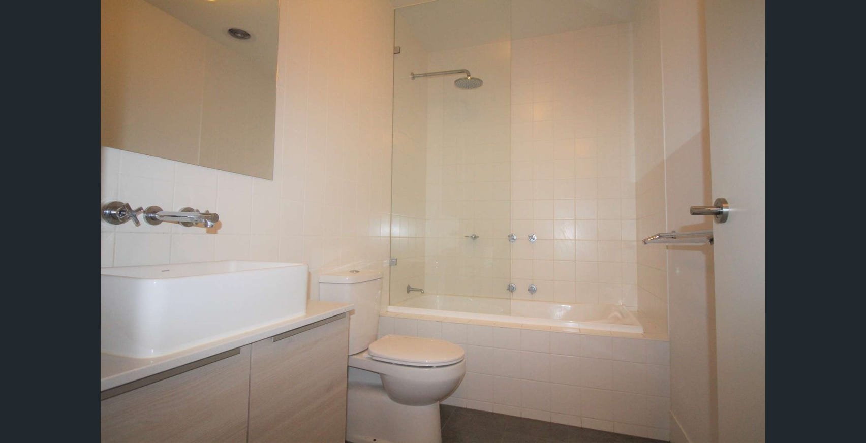 46 Lakeside Crescent, Keilor East image 6