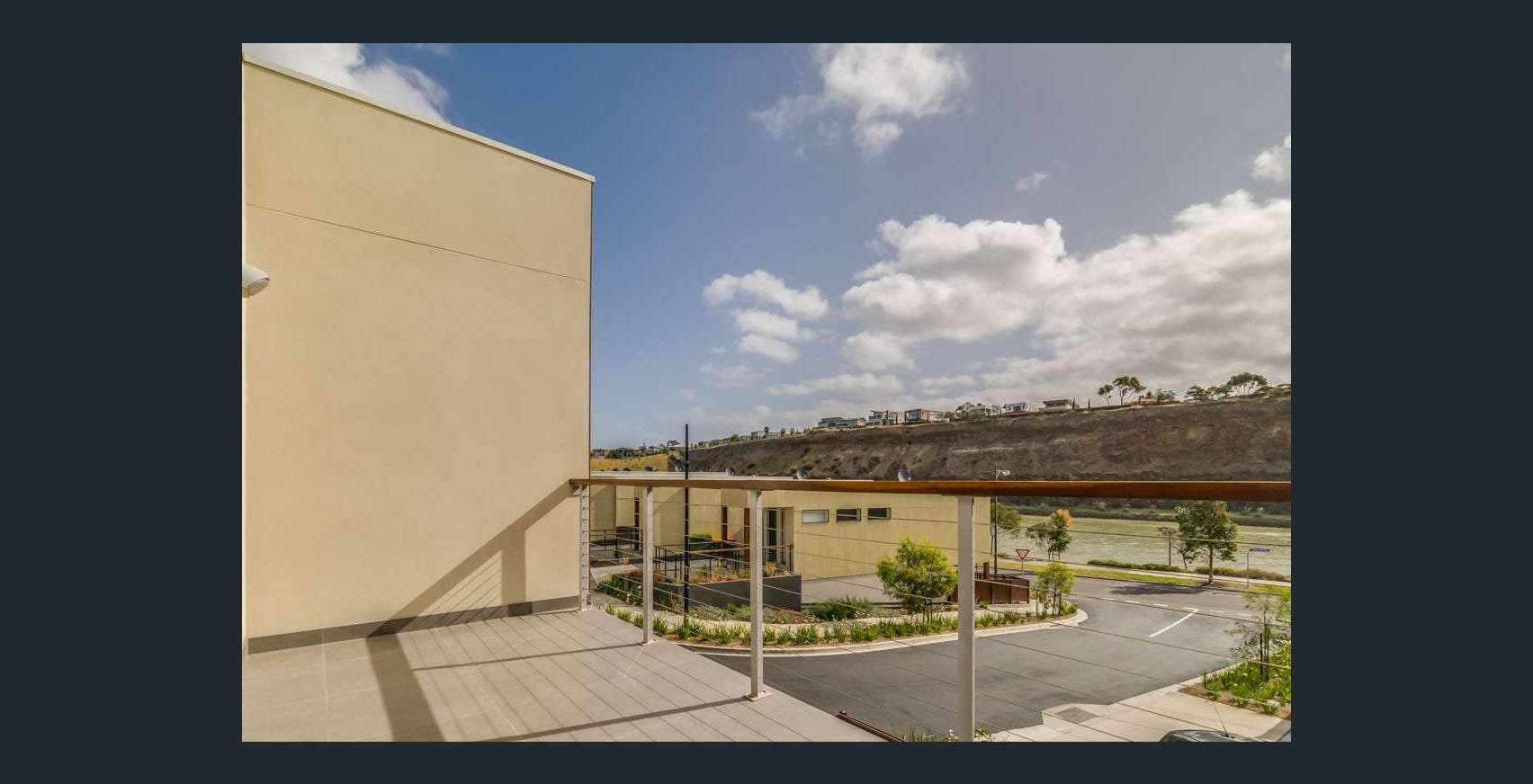 46 Lakeside Crescent, Keilor East image 8