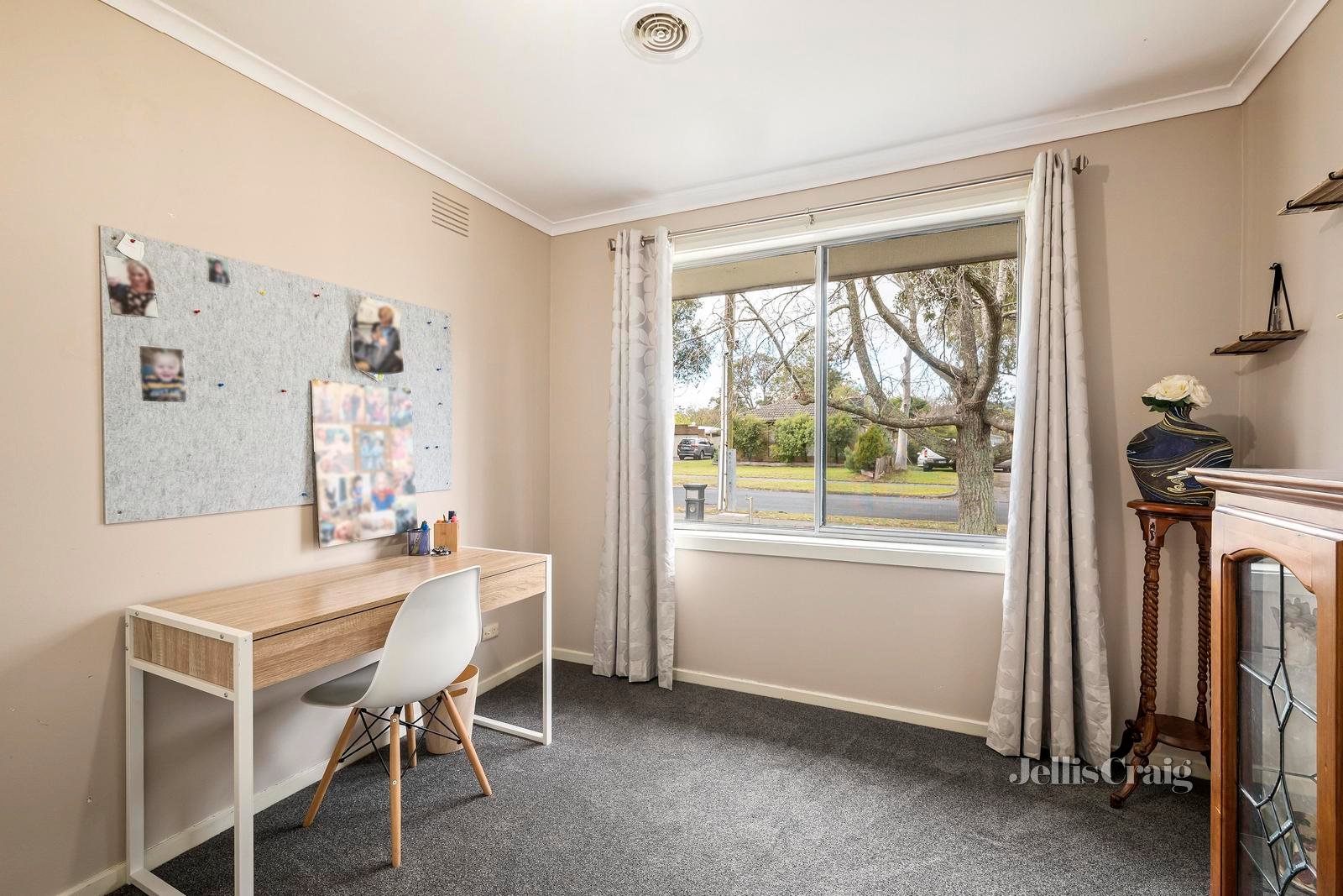 46 Landstrom Quadrant, Kilsyth image 13