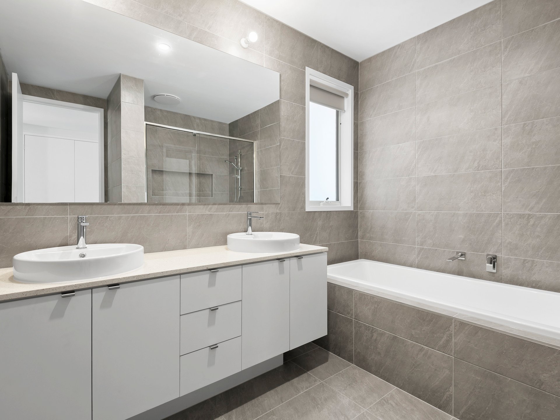 Property Gallery Thumbnail 7