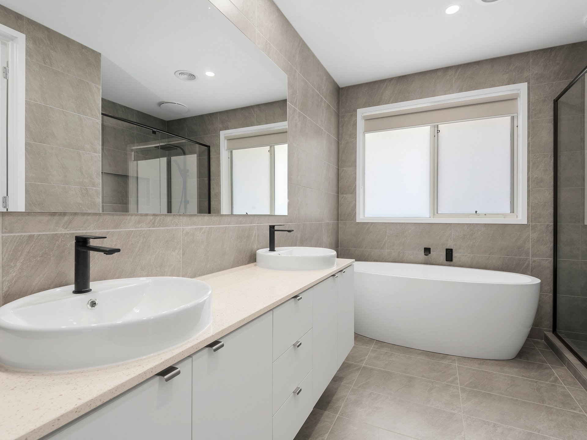 Property Gallery Thumbnail 5