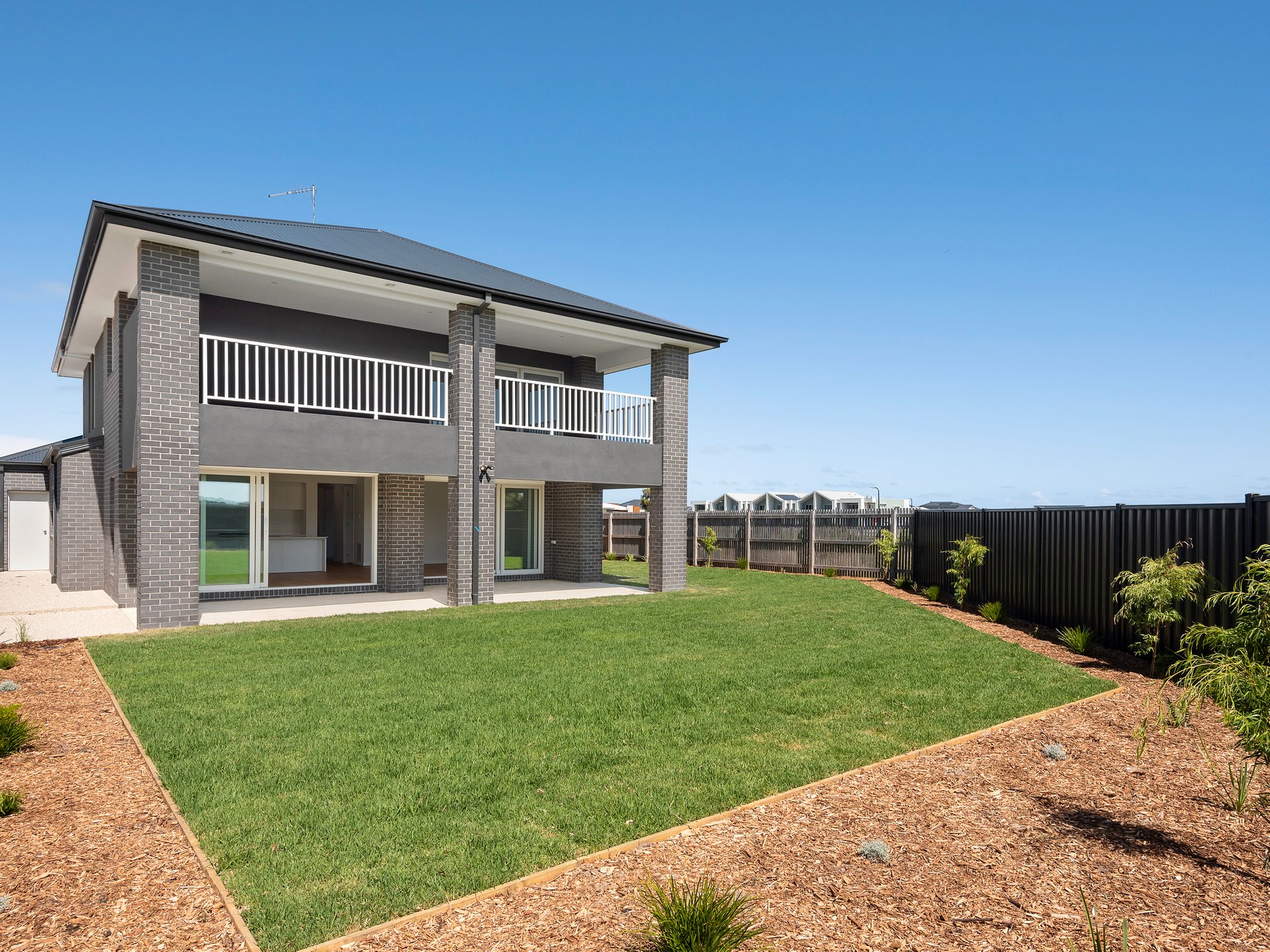 Property Gallery Thumbnail 8