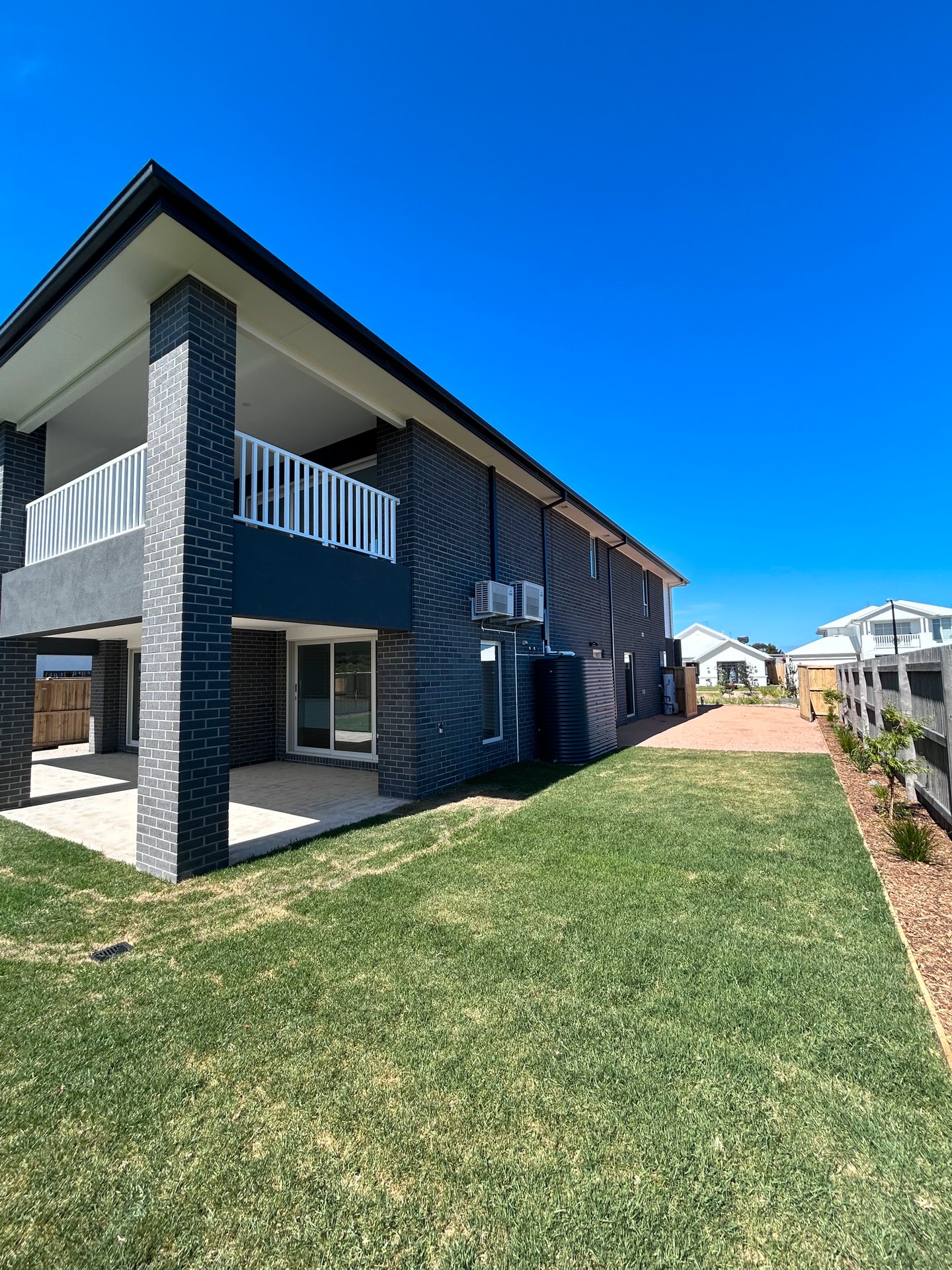 Property Gallery Thumbnail 9