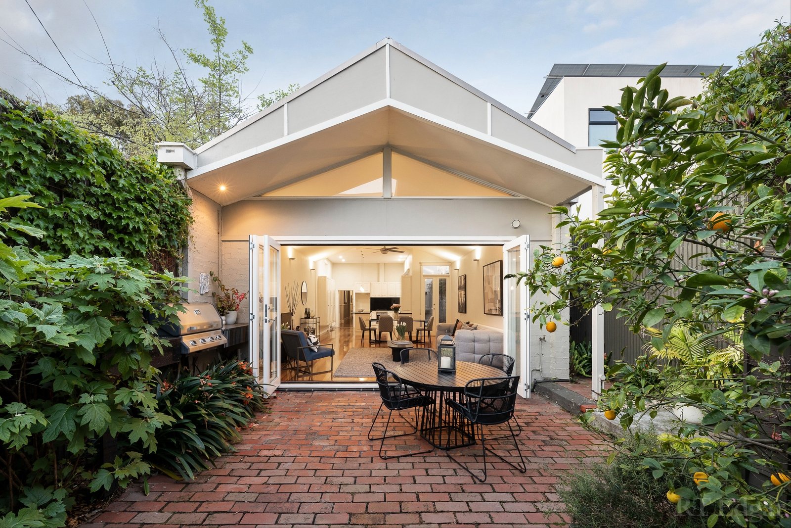 Property Gallery Thumbnail 10
