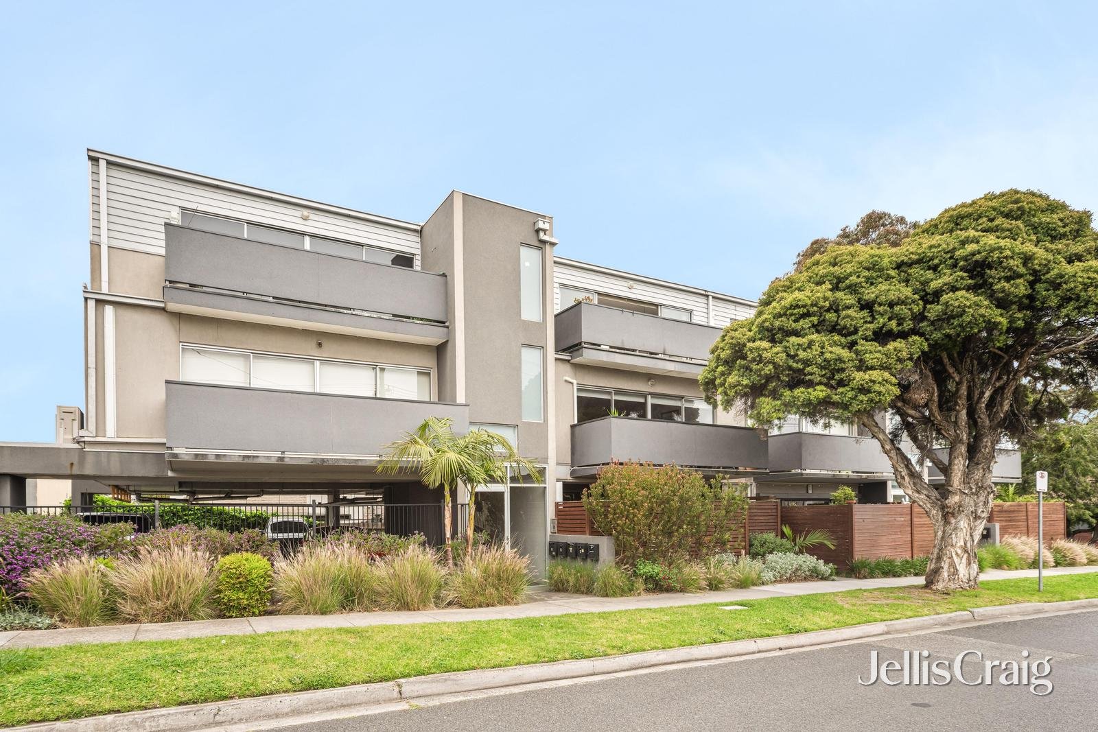4/6 May Street, Cheltenham image 10