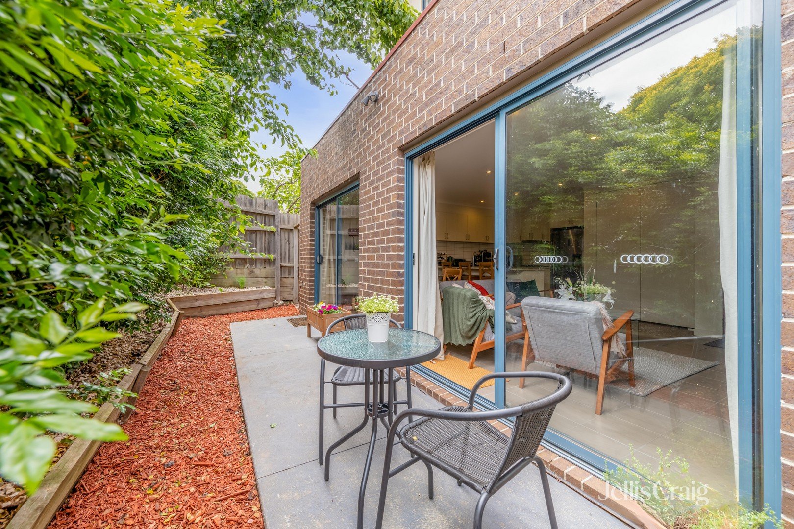 4/6 Miranda Road, Reservoir image 6