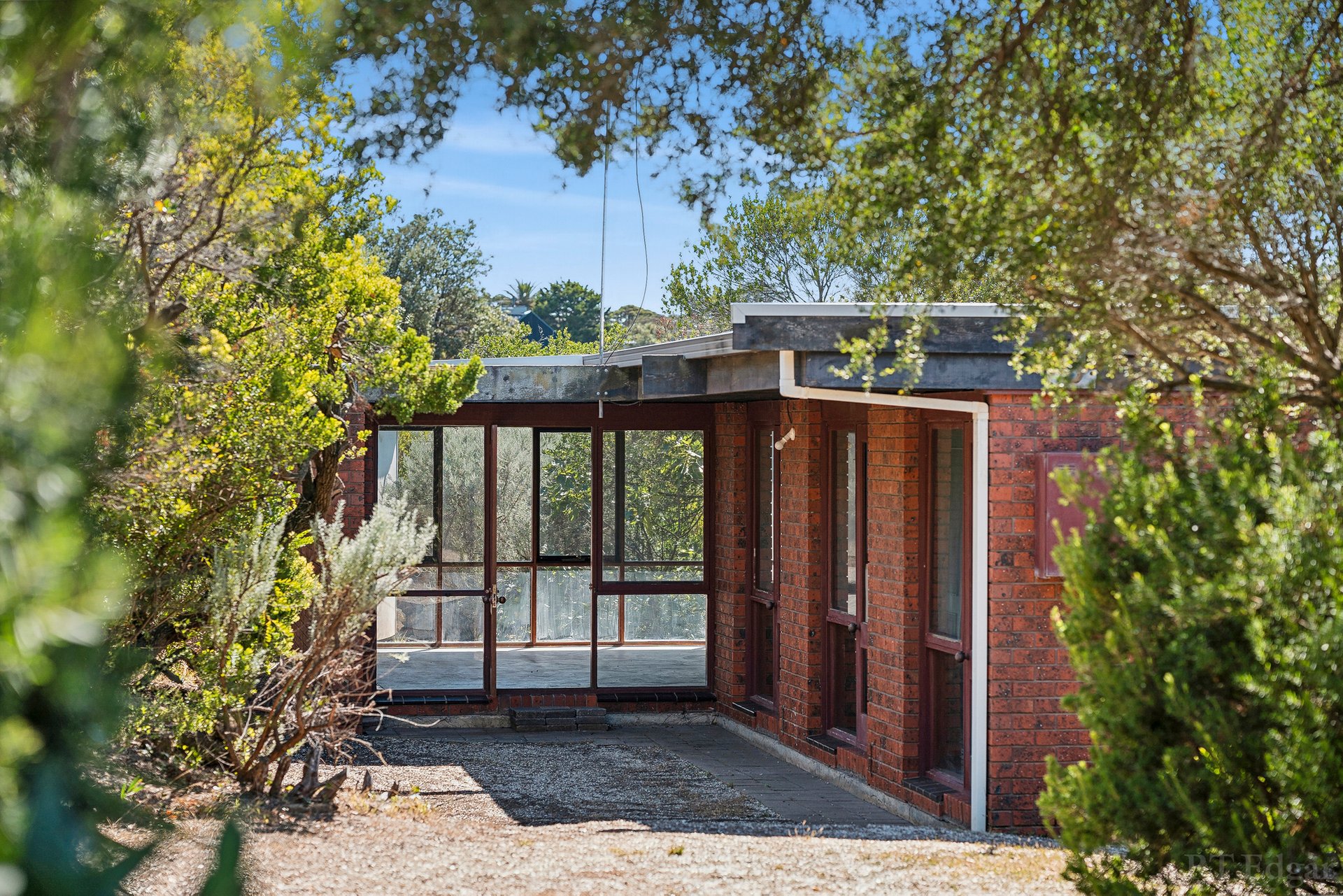 Property Gallery Thumbnail 5