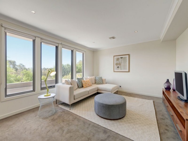 46 Orchard Crescent, Mont Albert North image 6