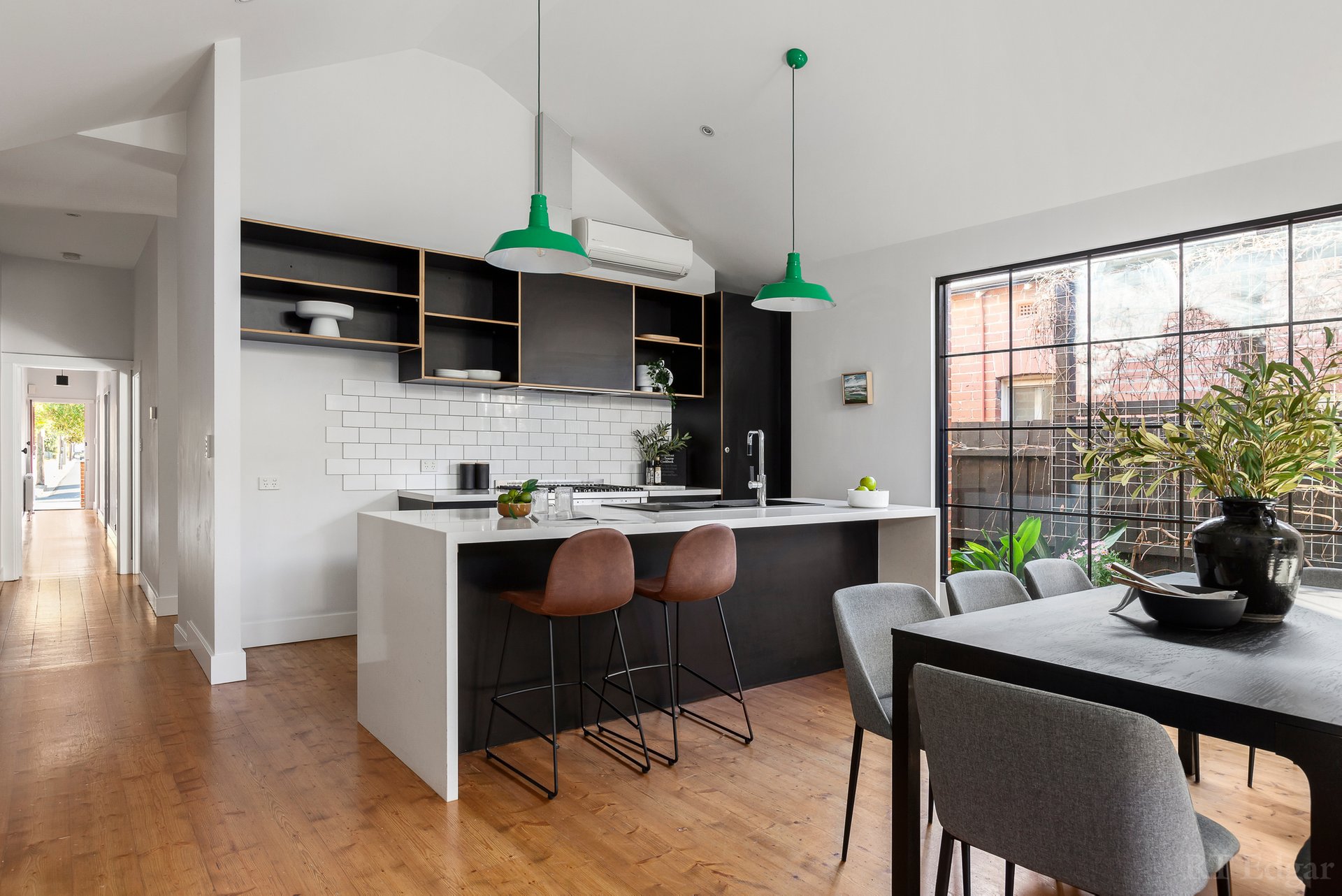 Property Gallery Thumbnail 4