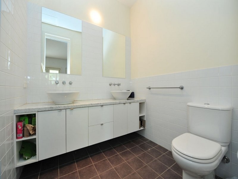 46 Parker Street, Williamstown image 4