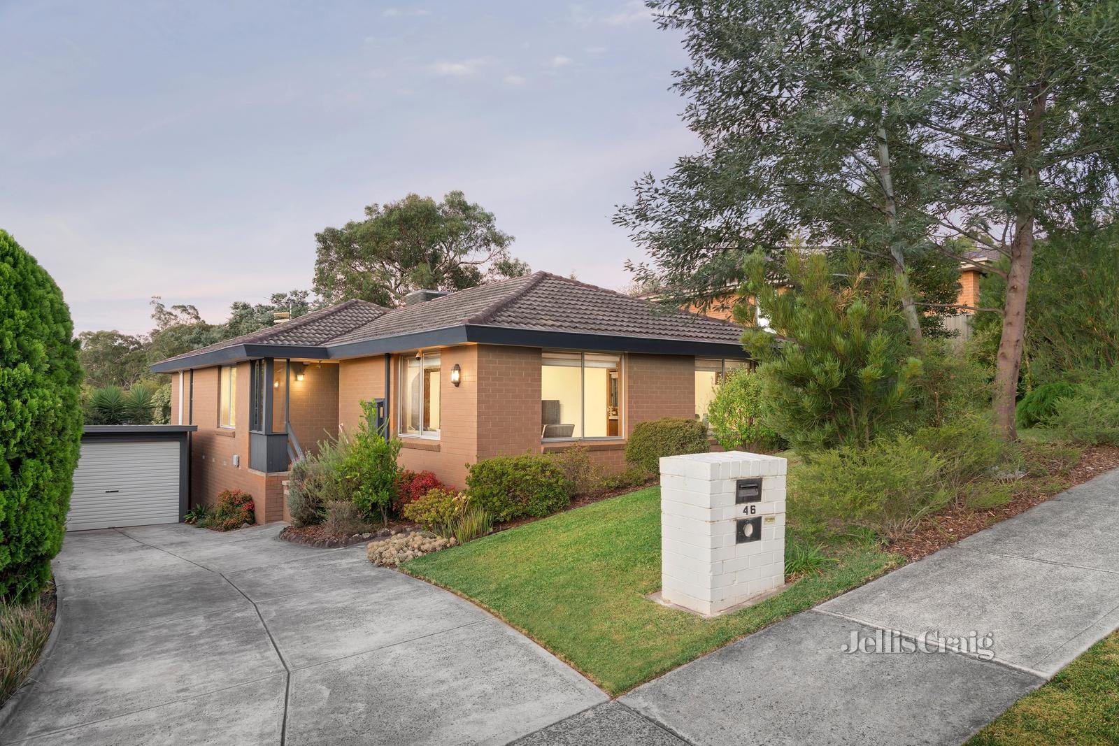 46 Plenty River Drive, Greensborough image 1