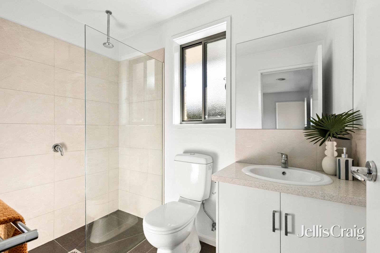 46 Portarlington Road, Newcomb image 11