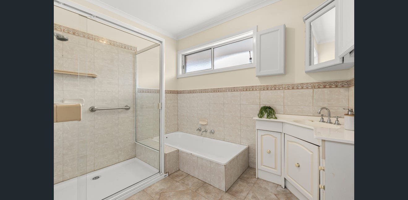 46 Rickards Avenue, Knoxfield image 7