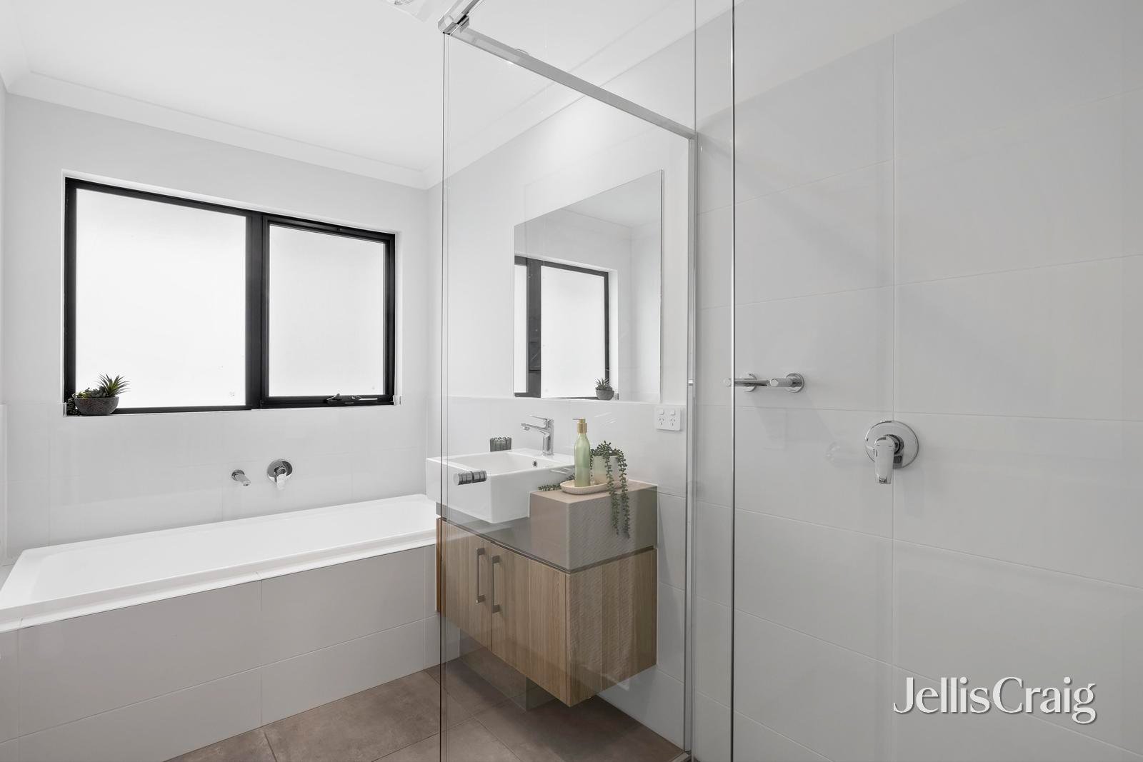 4/6 Ryland Avenue, Croydon image 8