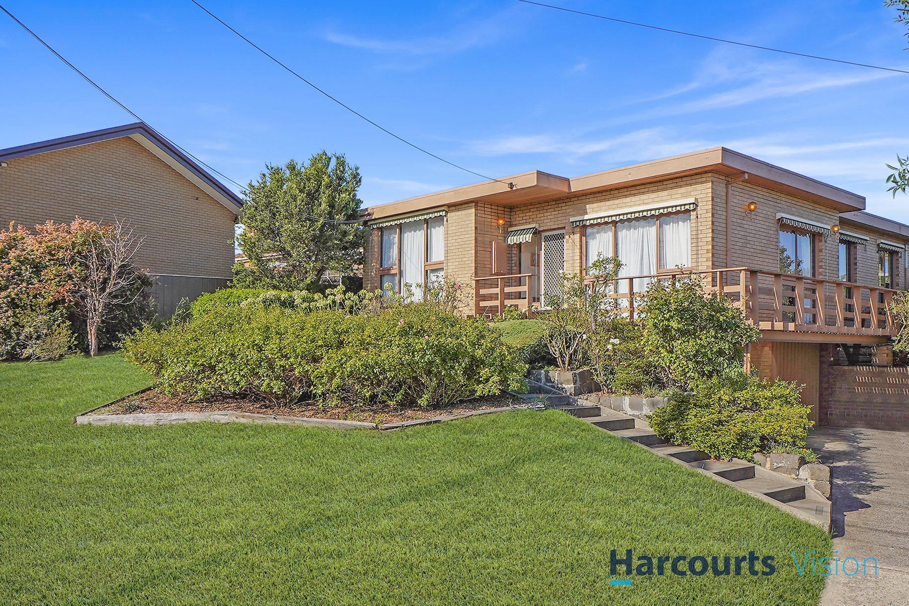 46 San Remo Drive, Avondale Heights image 2