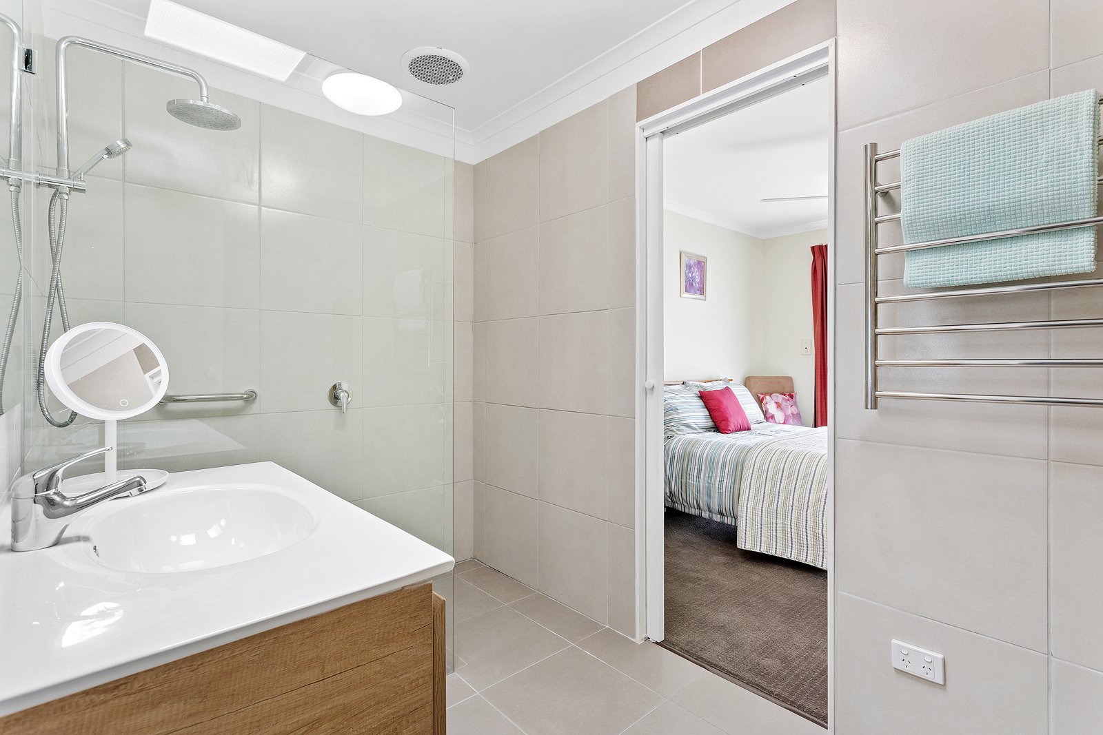Property Gallery Thumbnail 5