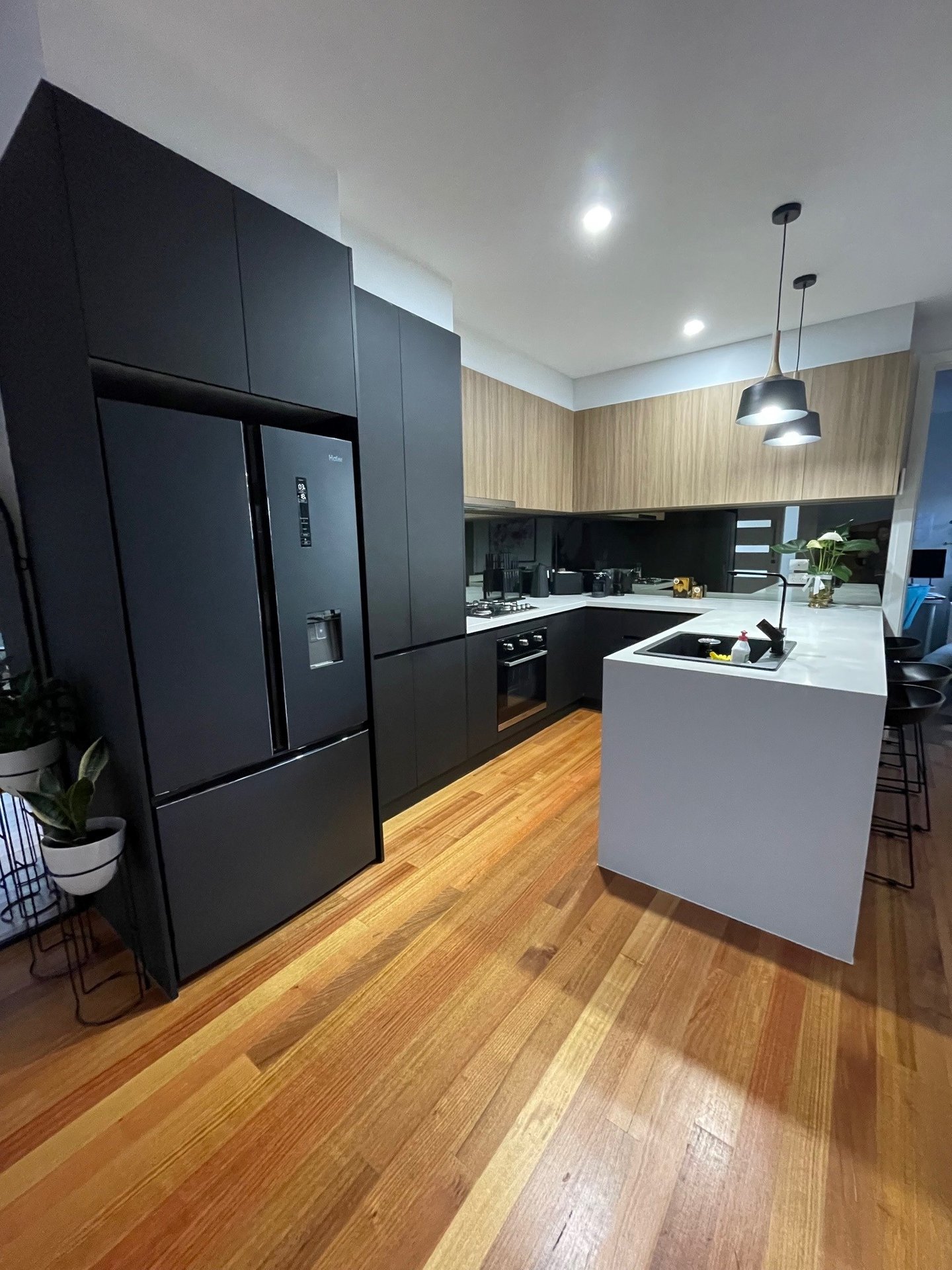 Property Gallery Thumbnail 3