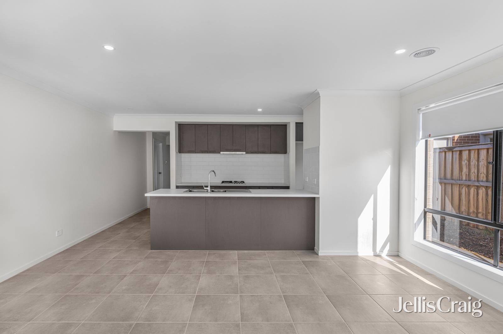 46 Steamboat Avenue, Winter&nbsp;Valley image 3