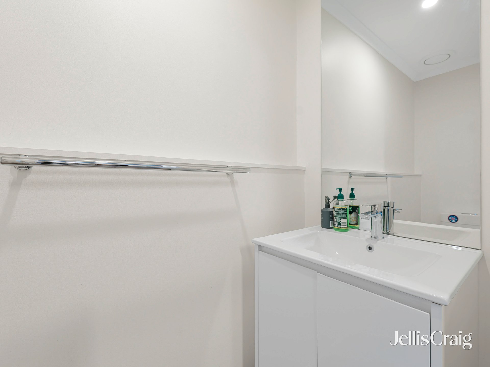 46 Strathallan Road, Macleod image 6