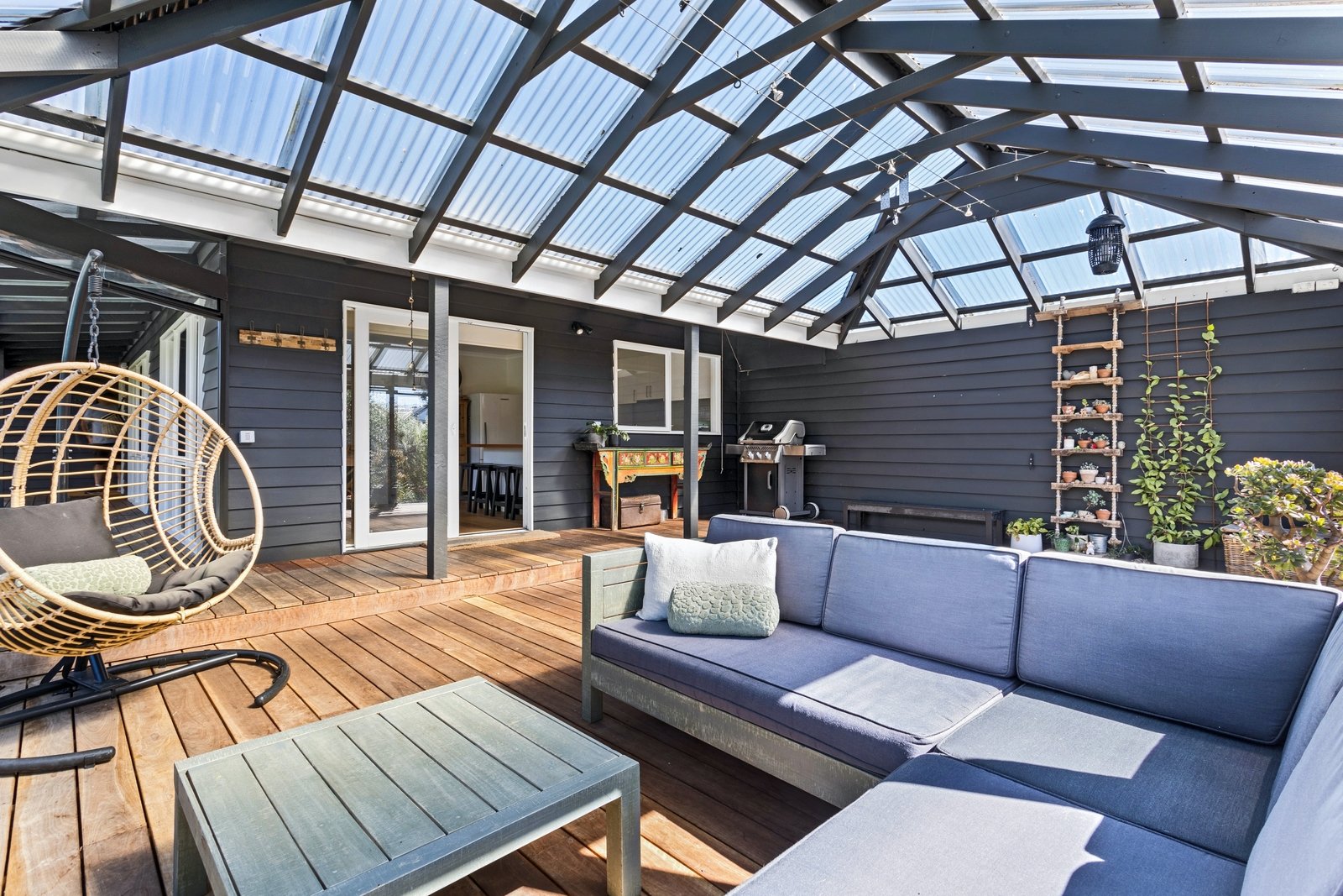 Property Gallery Thumbnail 8