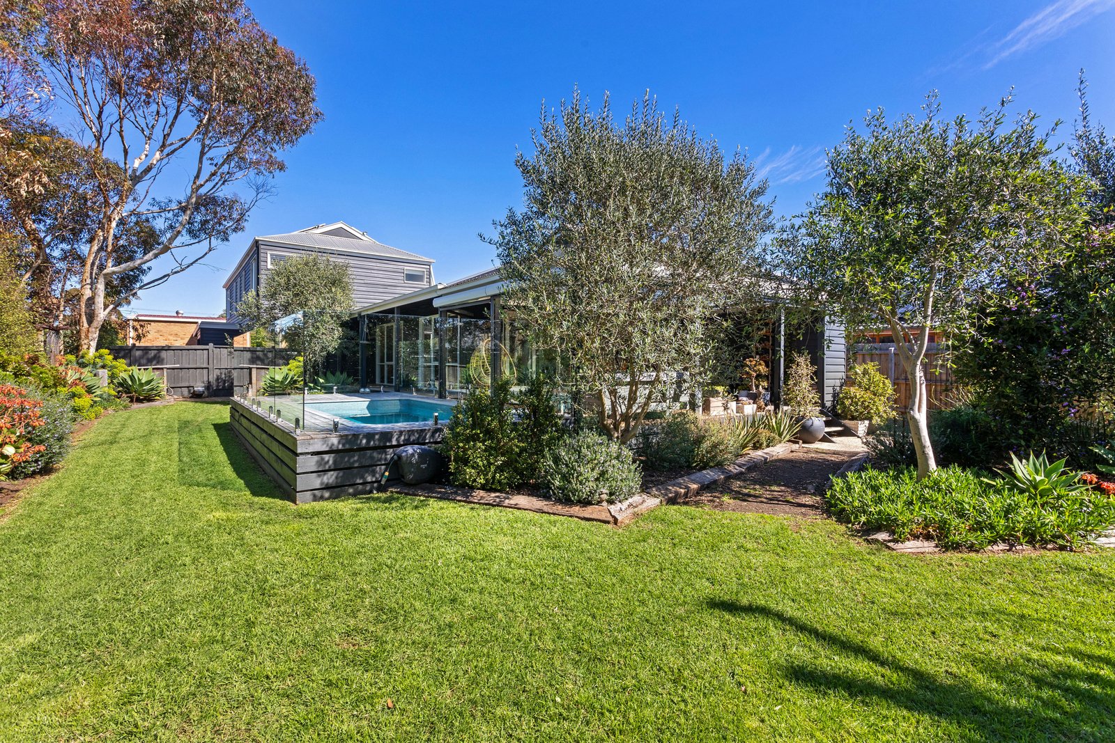 Property Gallery Thumbnail 10