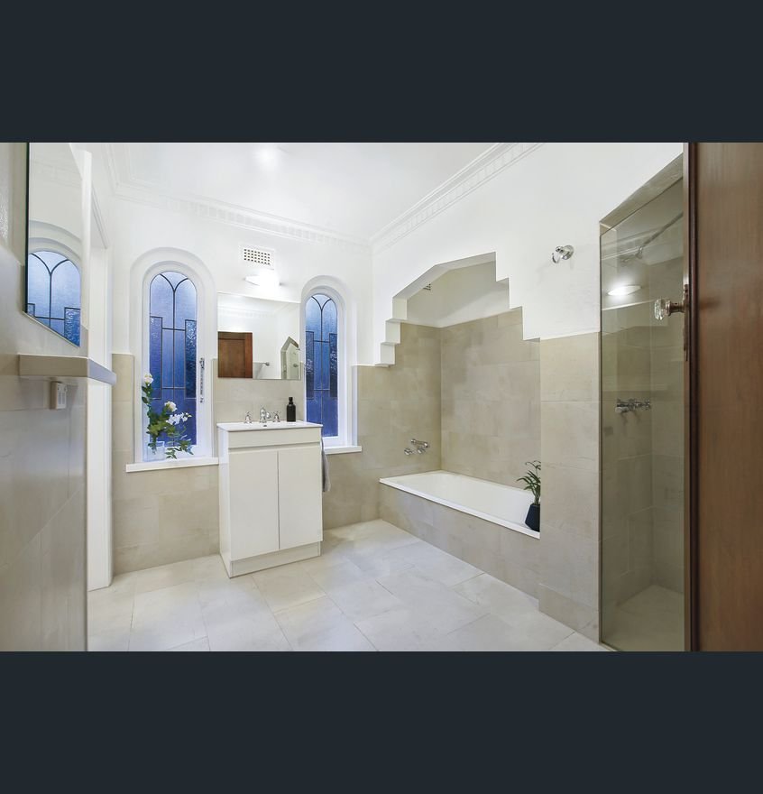 Property Gallery Thumbnail 7