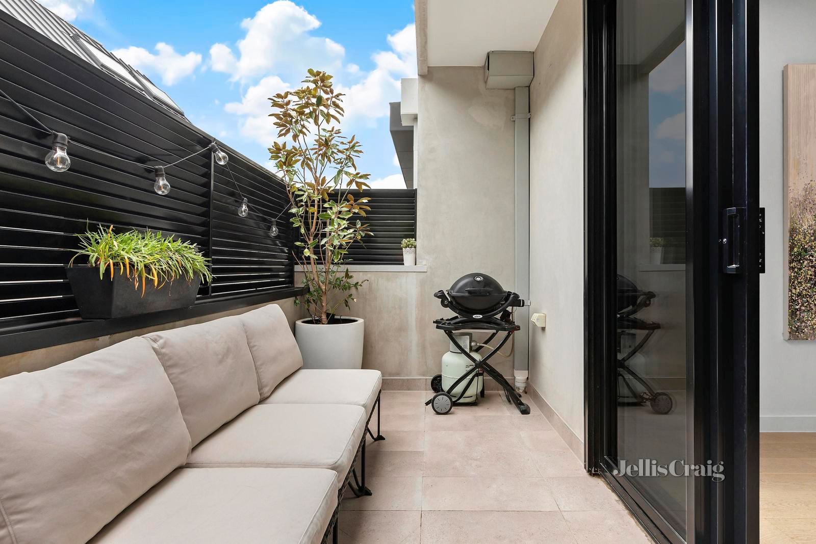 4/6 Walker Street, Moonee Ponds image 5