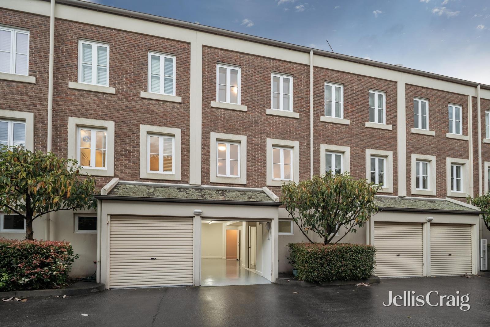4/6 Wellington Crescent, East Melbourne image 2