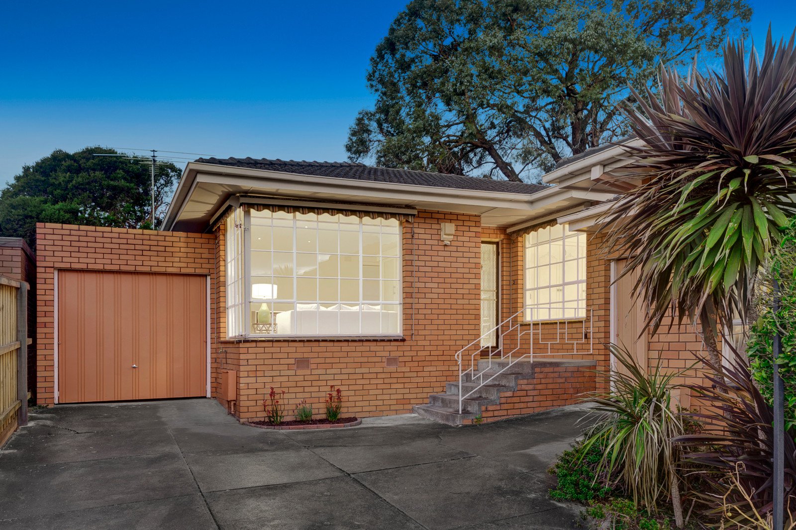 4/6 Westminster Street, Balwyn image 1