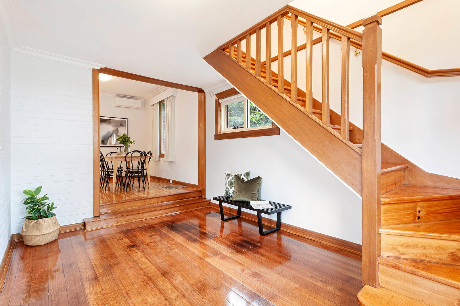 Property Gallery Thumbnail 6