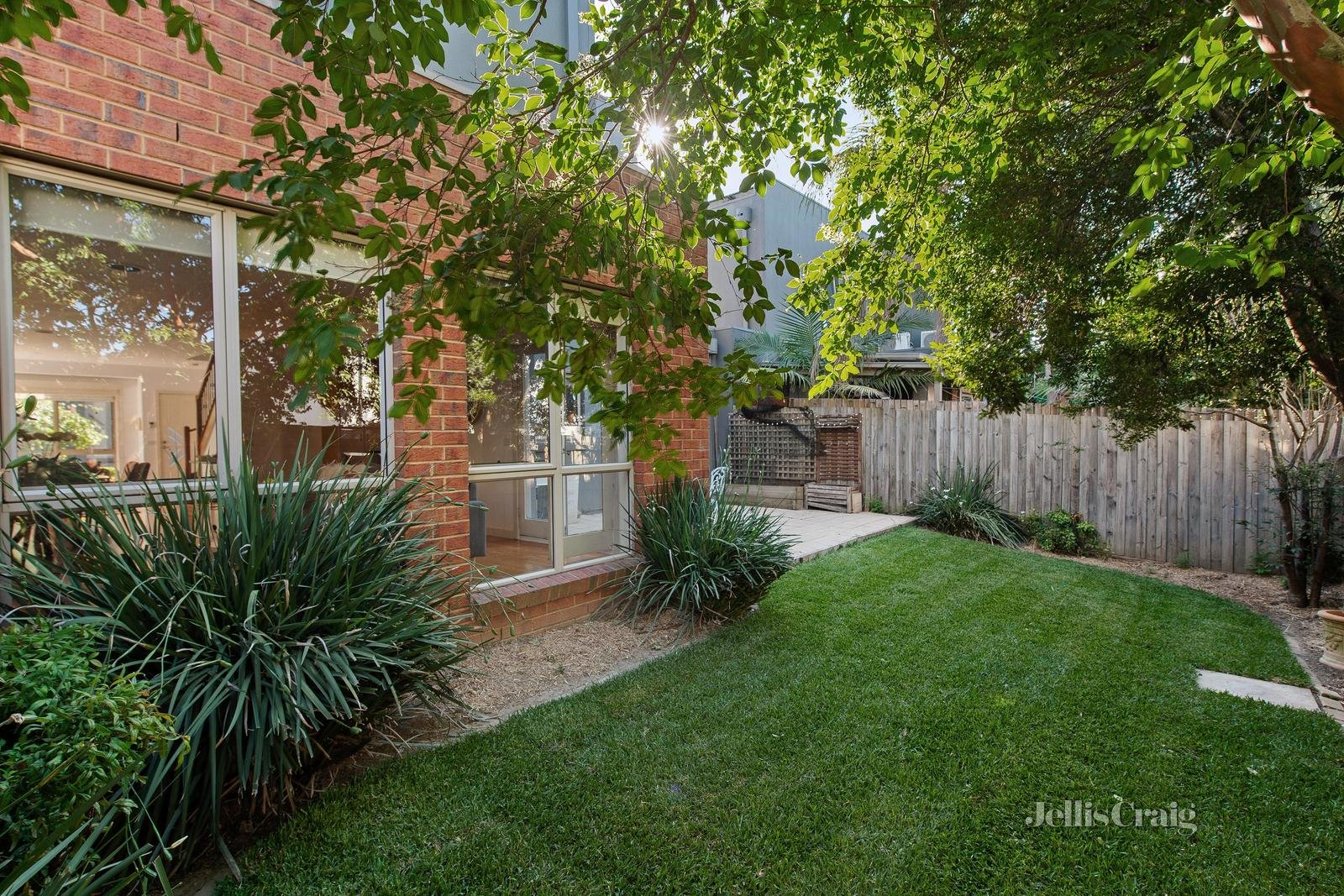 4/60 Sweyn Street, Balwyn North image 8