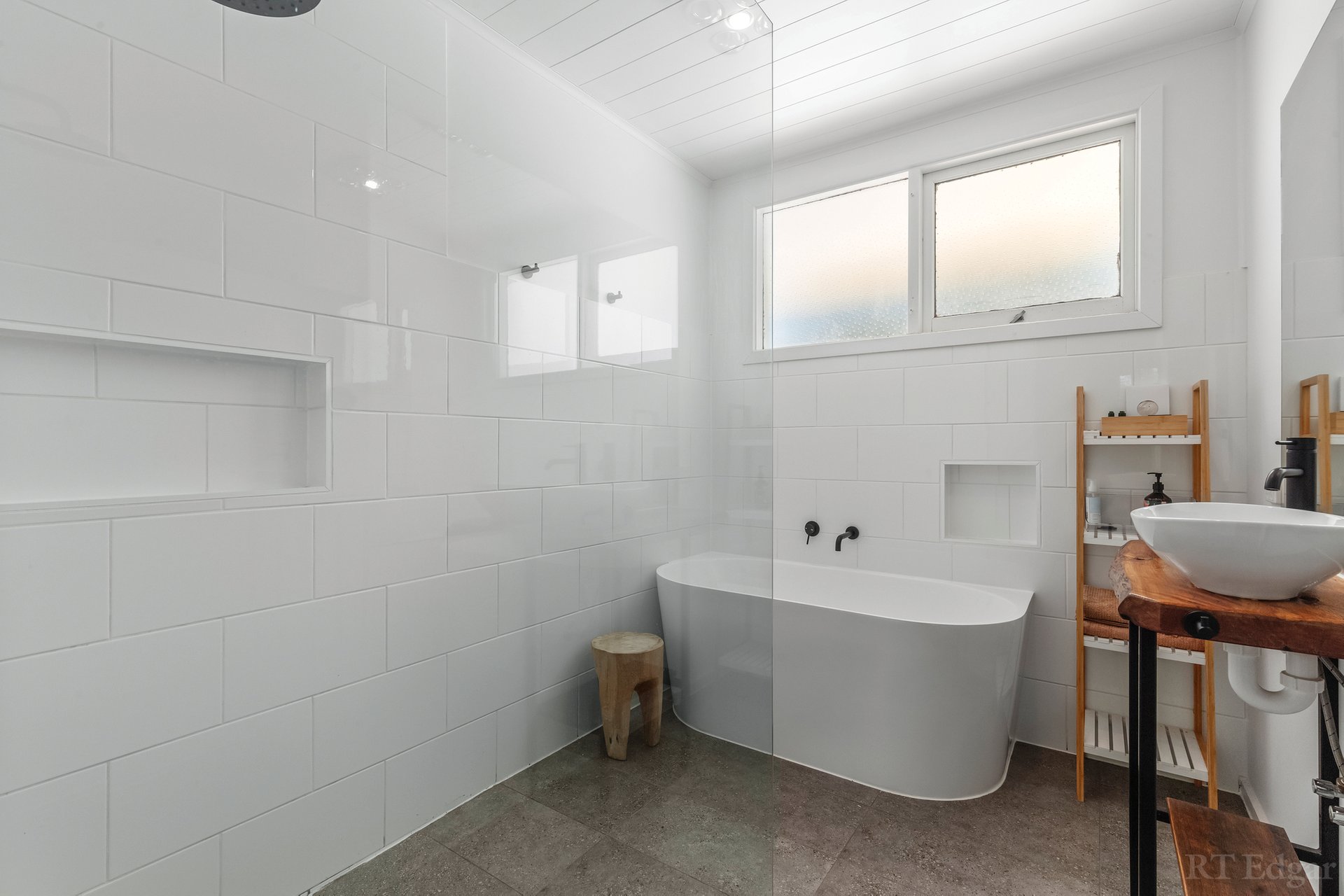 Property Gallery Thumbnail 16