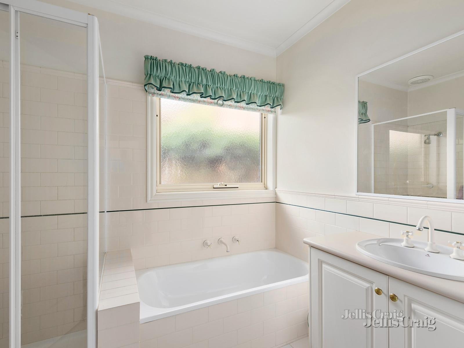 4/61 Old Warrandyte Road, Donvale image 5