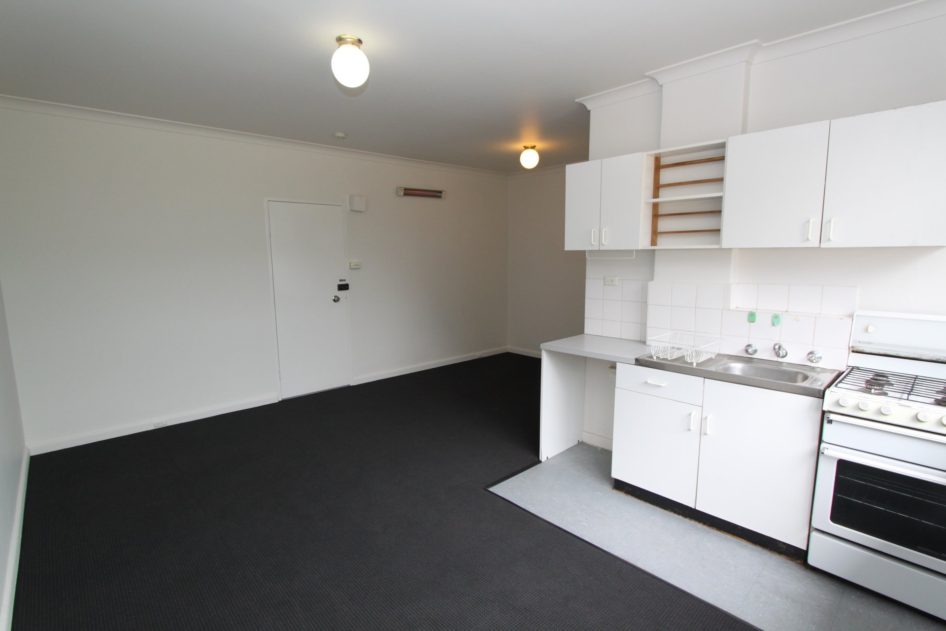 Property Gallery Thumbnail 3