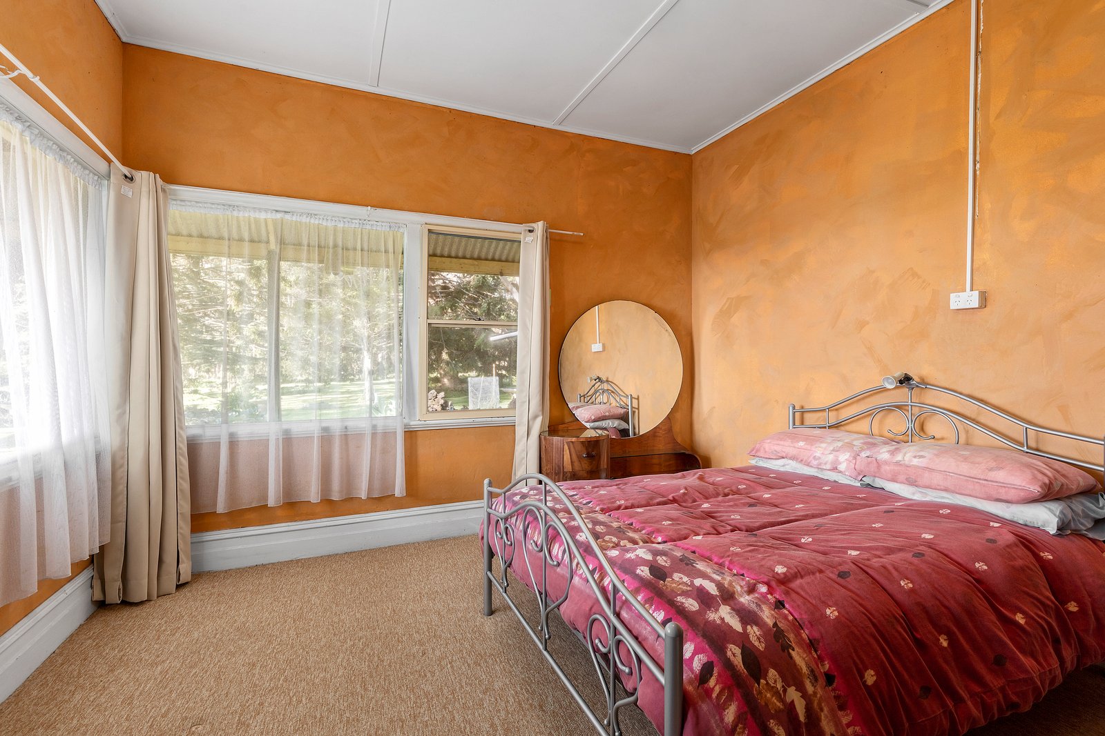 Property Gallery Thumbnail 12