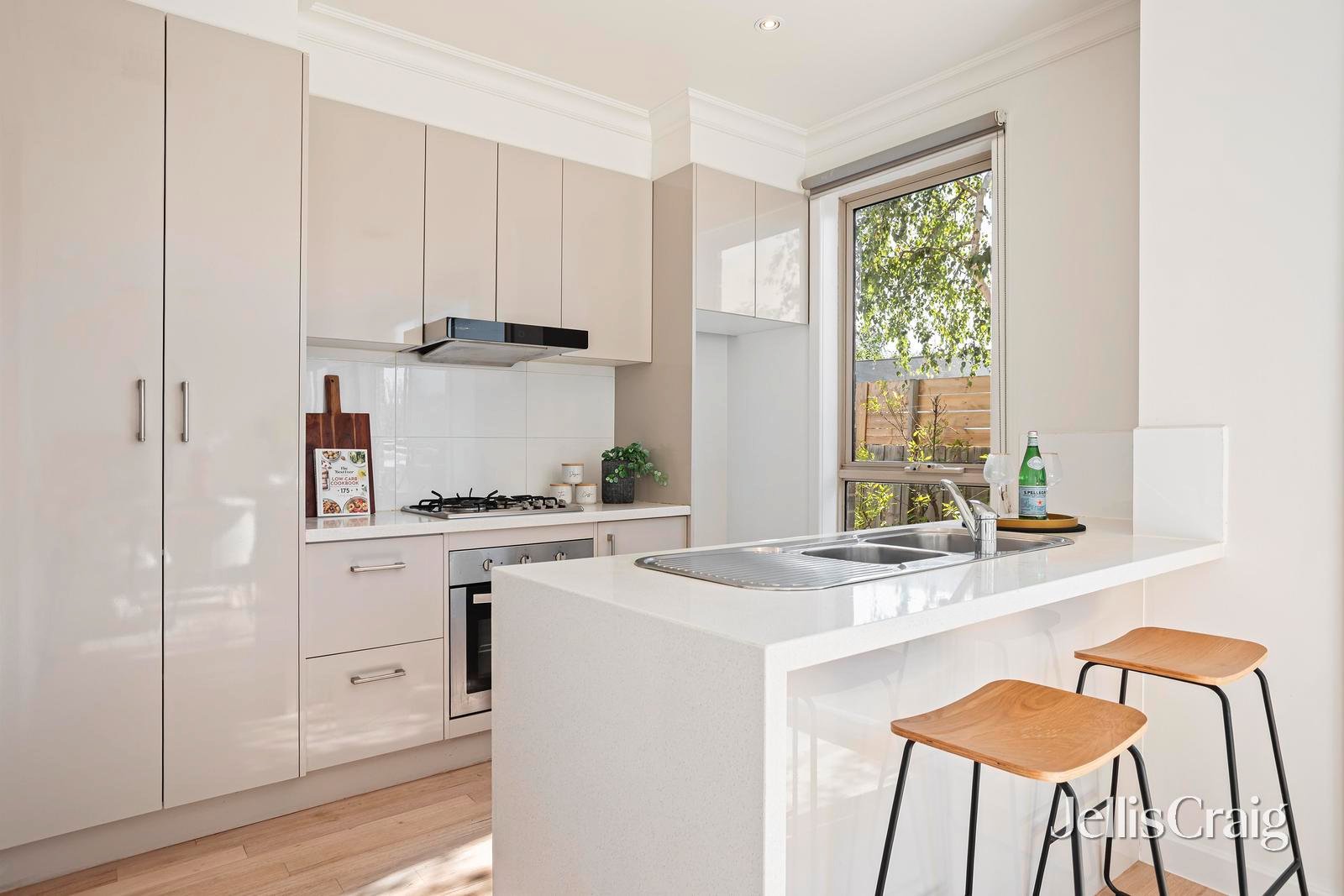 4/62 Manningham Road, Bulleen image 4