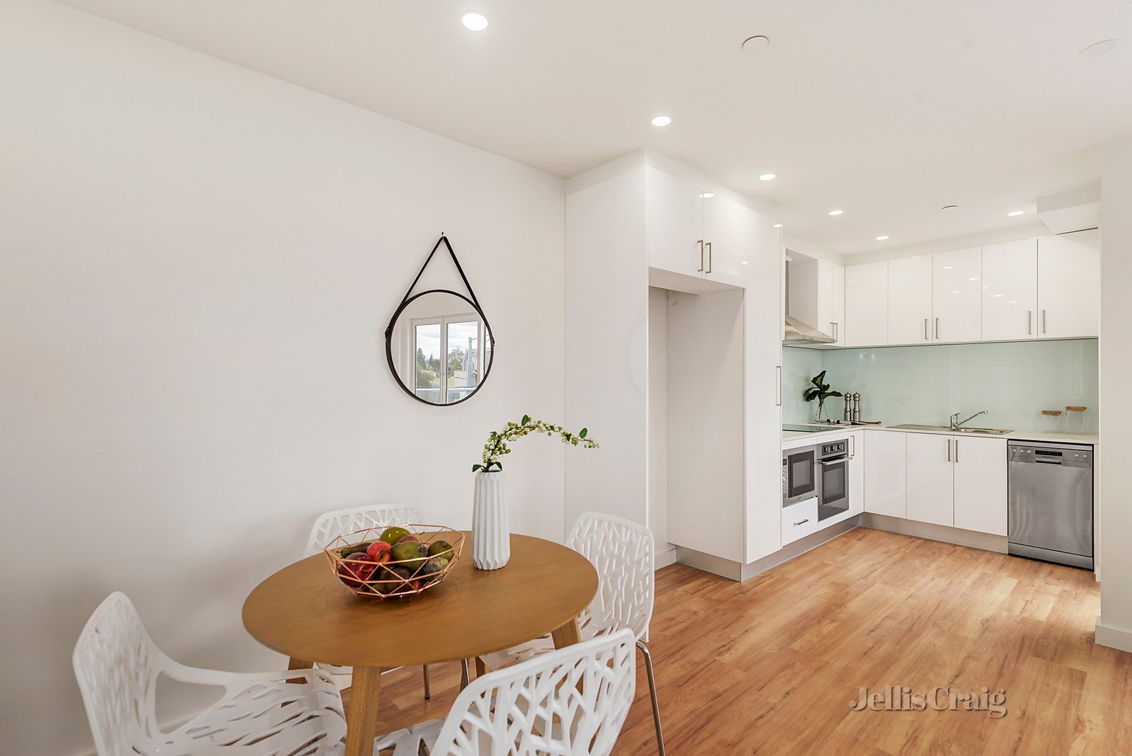 4/625 Glen Huntly Road, Caulfield image 5