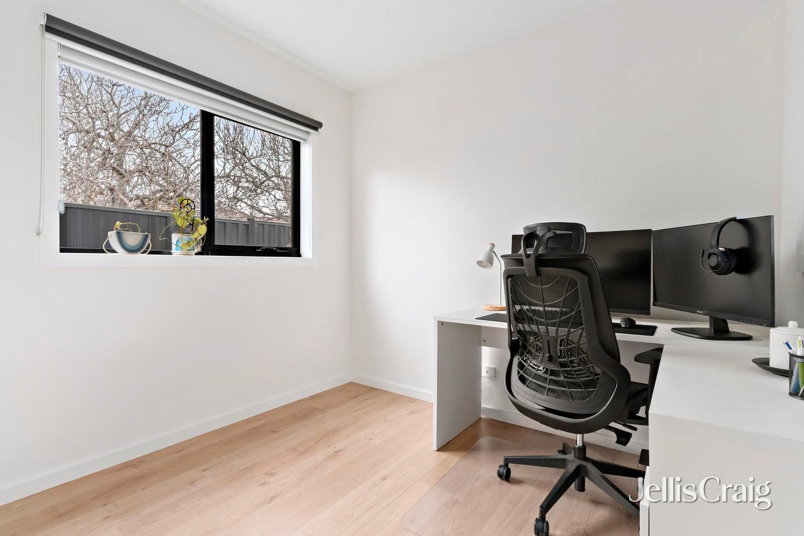 4/63 King Street, Airport West image 9