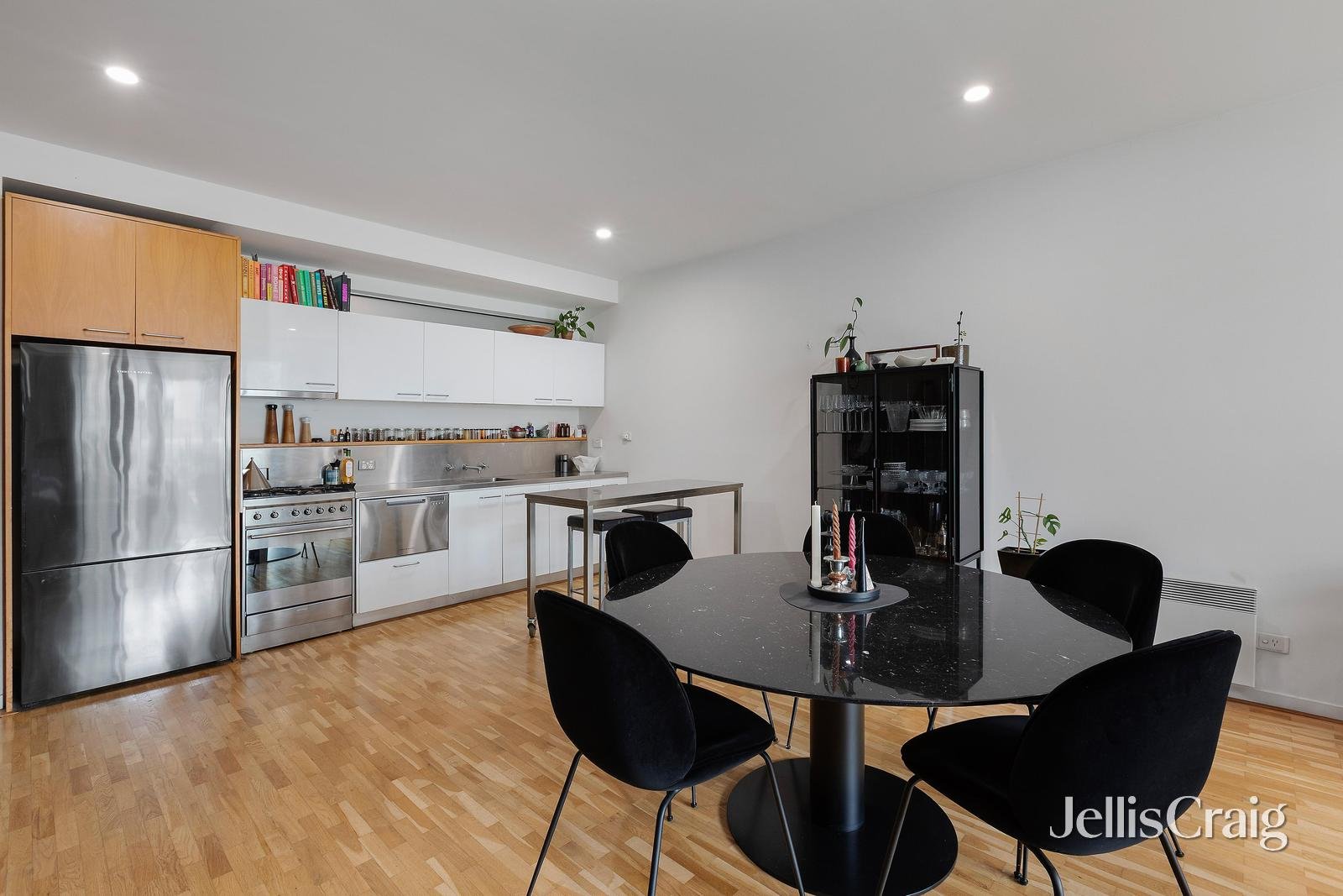 4/63 Ormond Esplanade, Elwood image 3