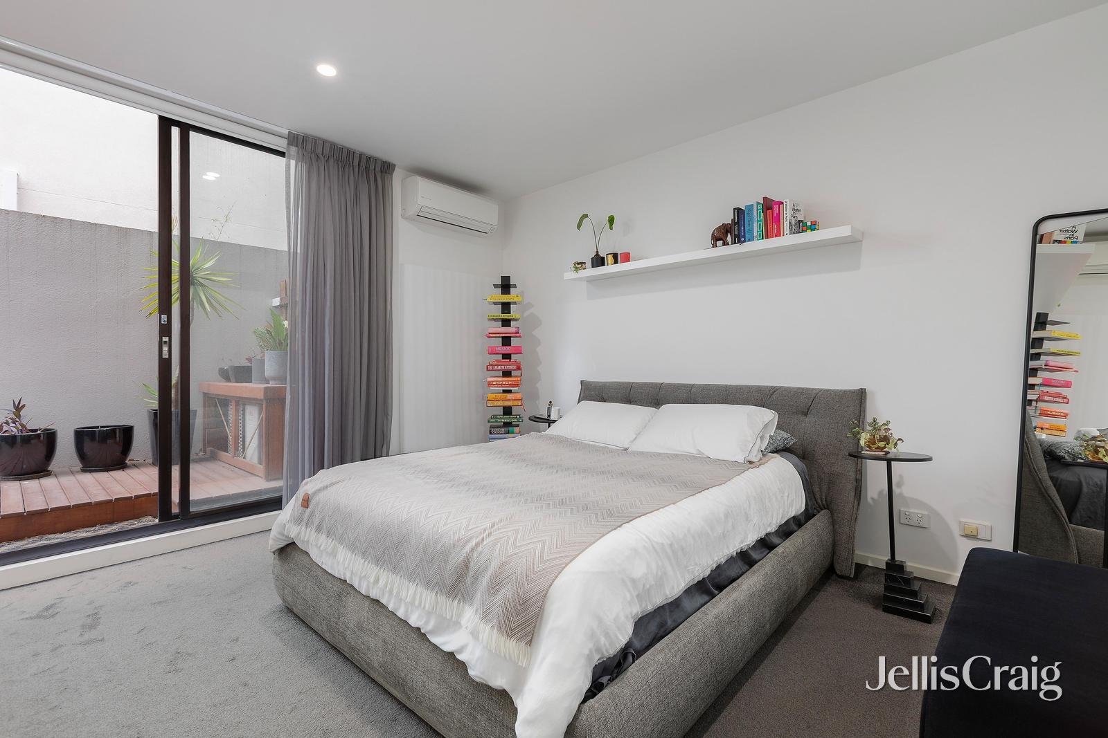 4/63 Ormond Esplanade, Elwood image 4