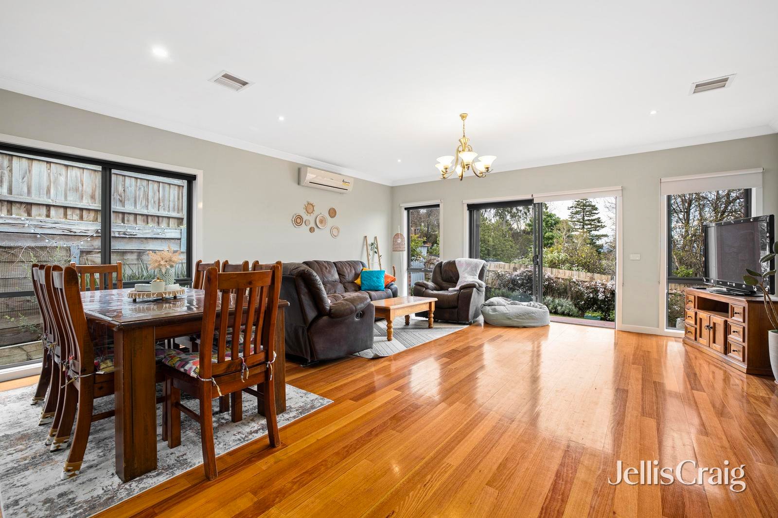 4/63 Victoria Road, Chirnside&nbsp;Park image 2