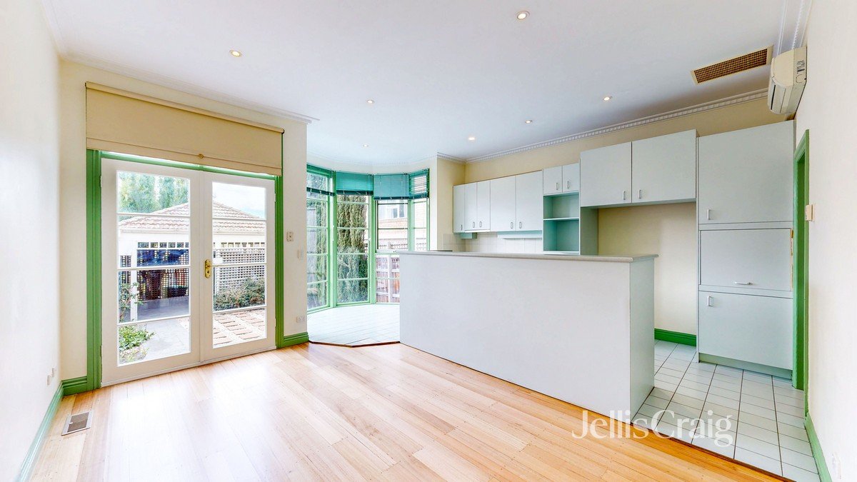 4/635 Malvern Road, Toorak image 3
