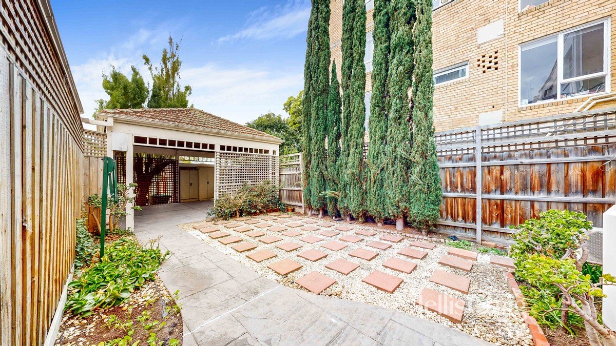 4/635 Malvern Road, Toorak image 12