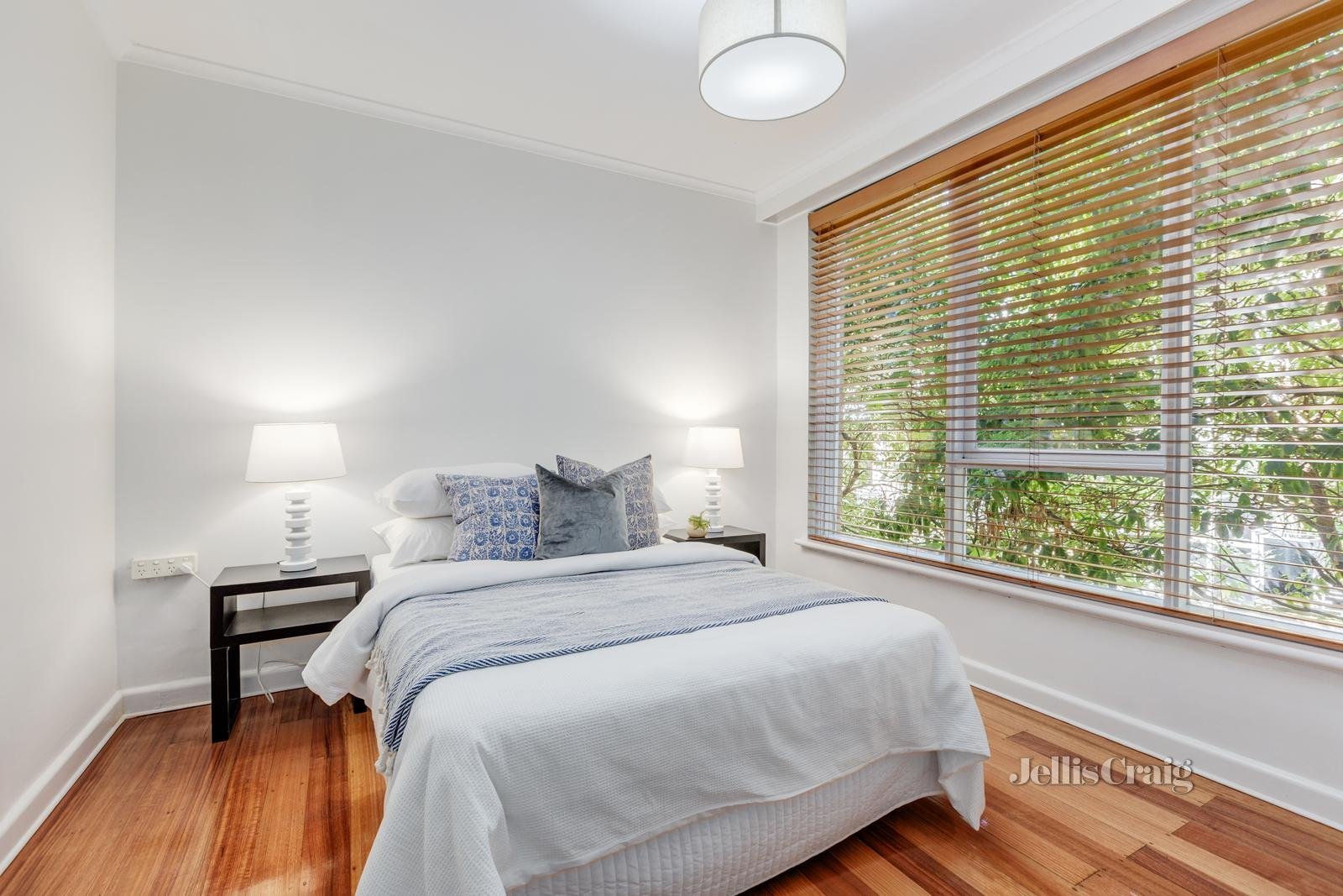 4/637 Malvern Road, Toorak image 8
