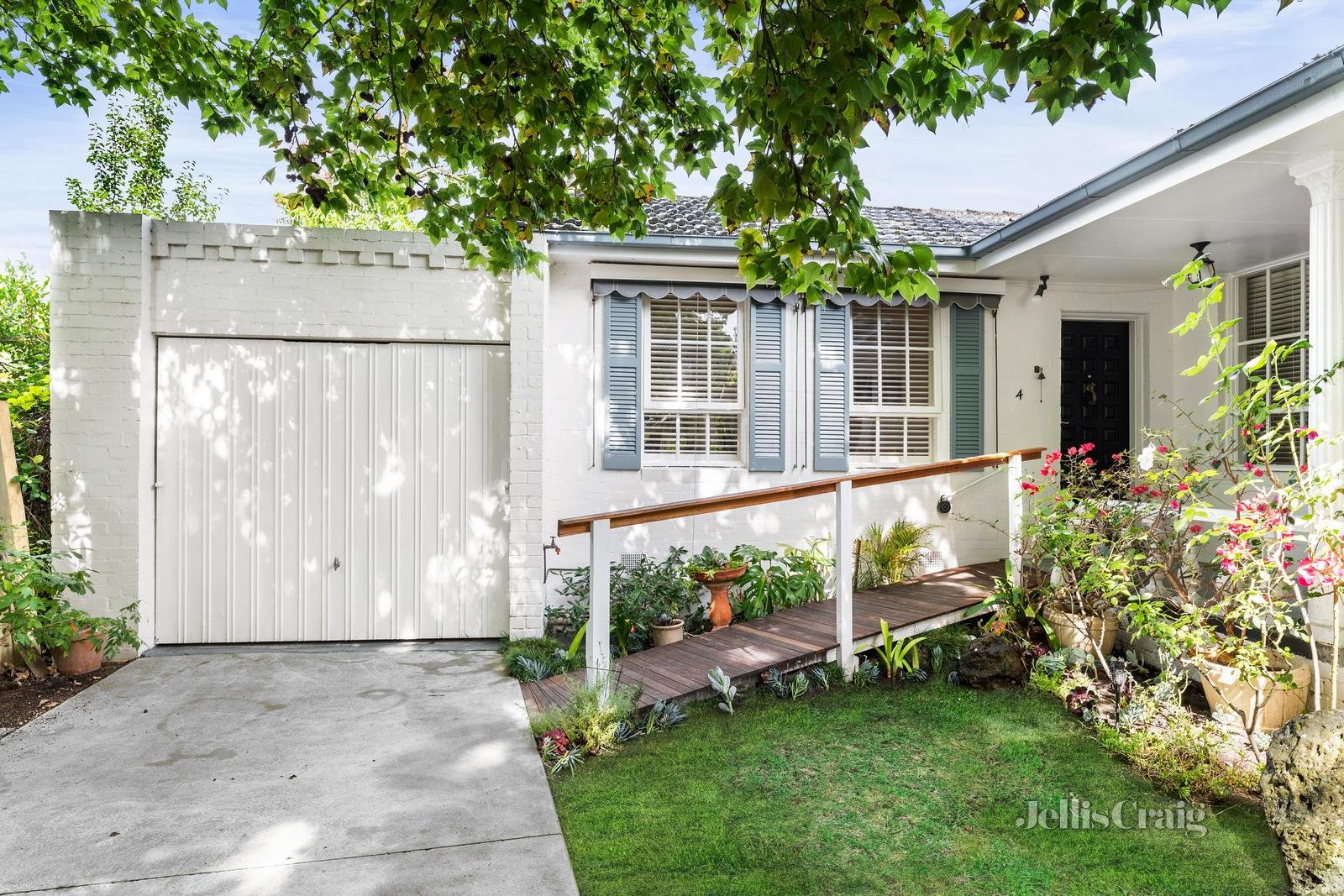 4/64 Bryson Street, Canterbury image 1