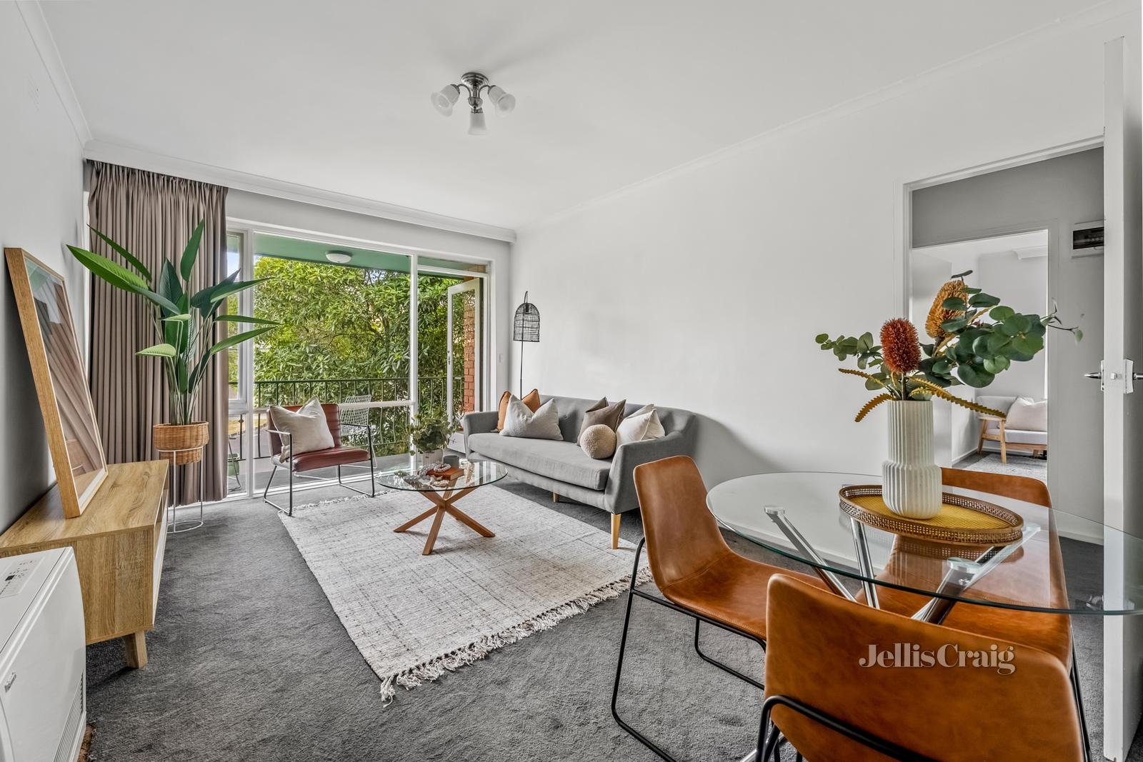 4/64 Waterloo Road, Northcote image 1