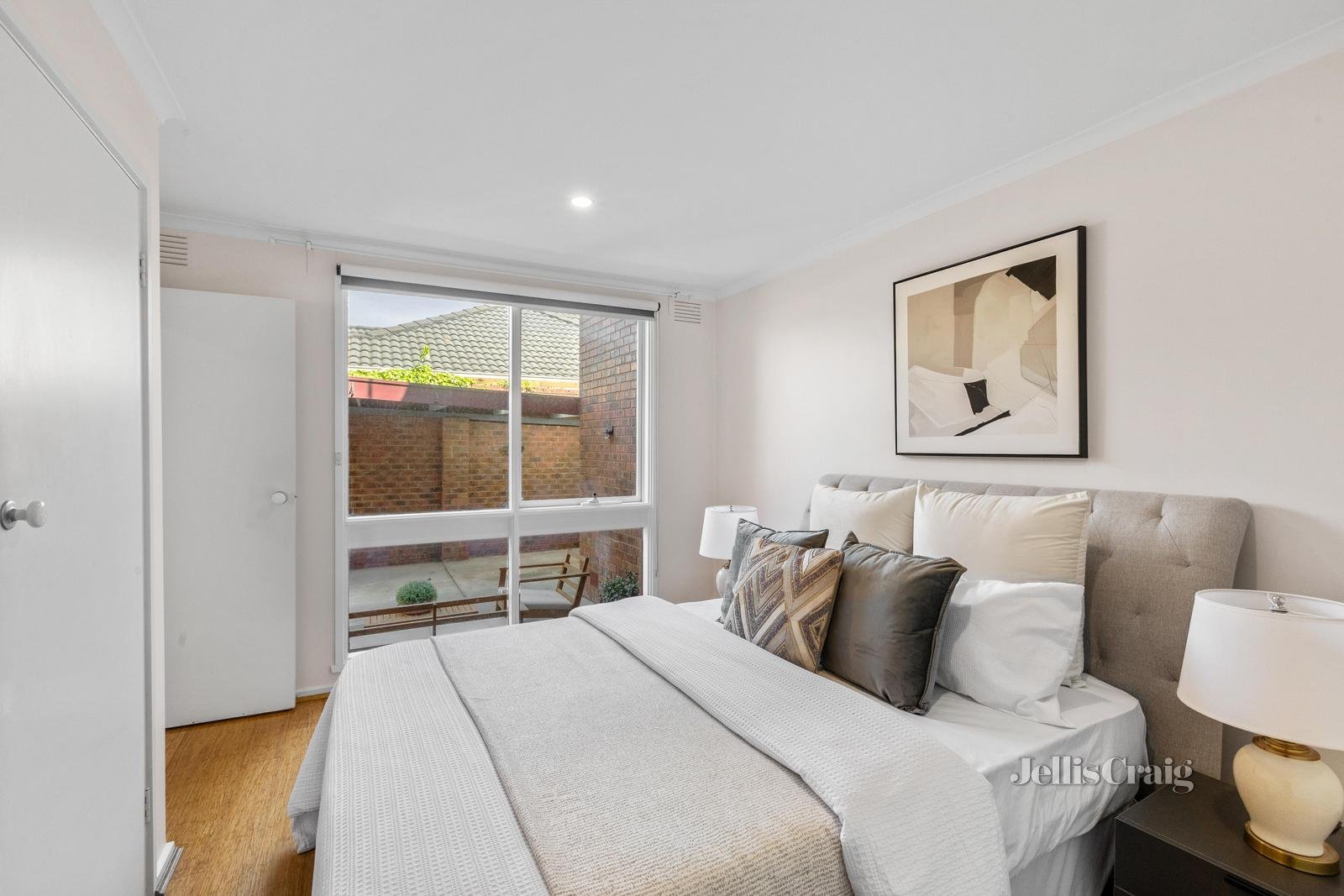 4/646 Centre Road, Bentleigh East image 5