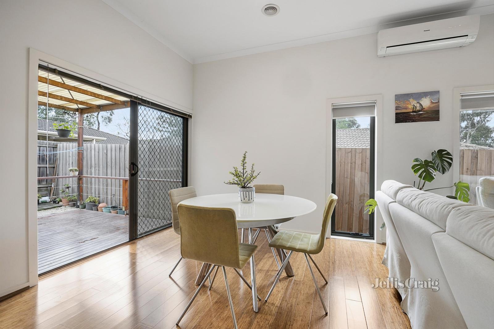 4/647 Middleborough Road, Box Hill North image 4