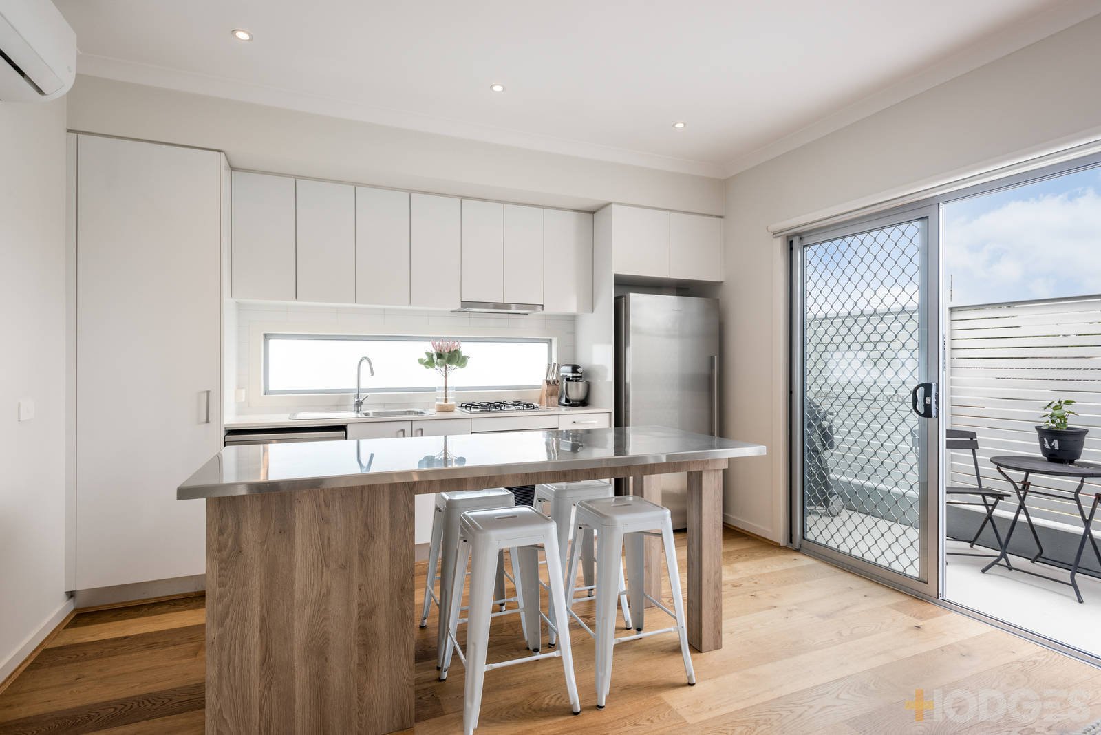 4 / 65 Como Parade East  Parkdale