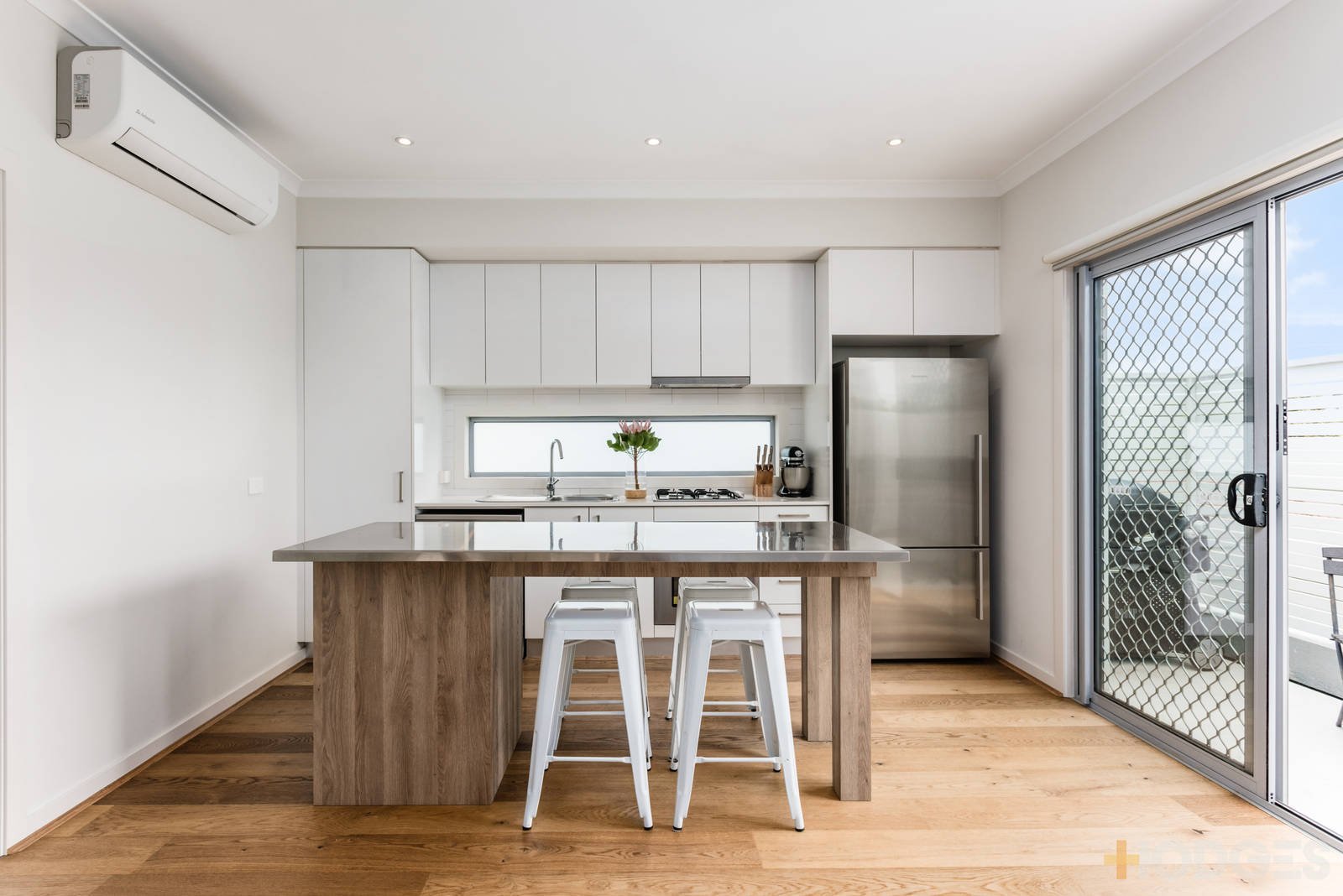 4 / 65 Como Parade East  Parkdale
